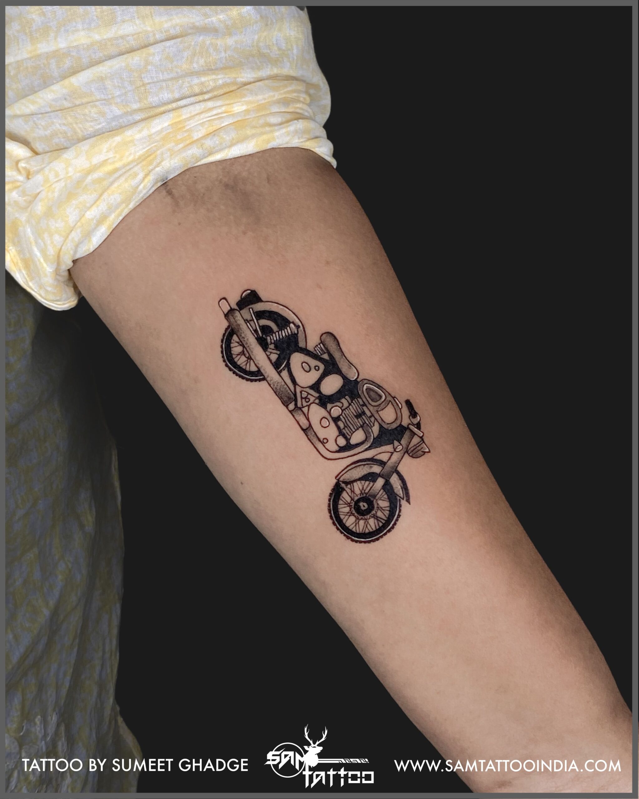 Tattoo uploaded by Vipul Chaudhary  Royal Enfield Bullet tattoo Bullet  bike tattoo Bike tattoo Tattoo for boys Rider tattoo  Tattoodo